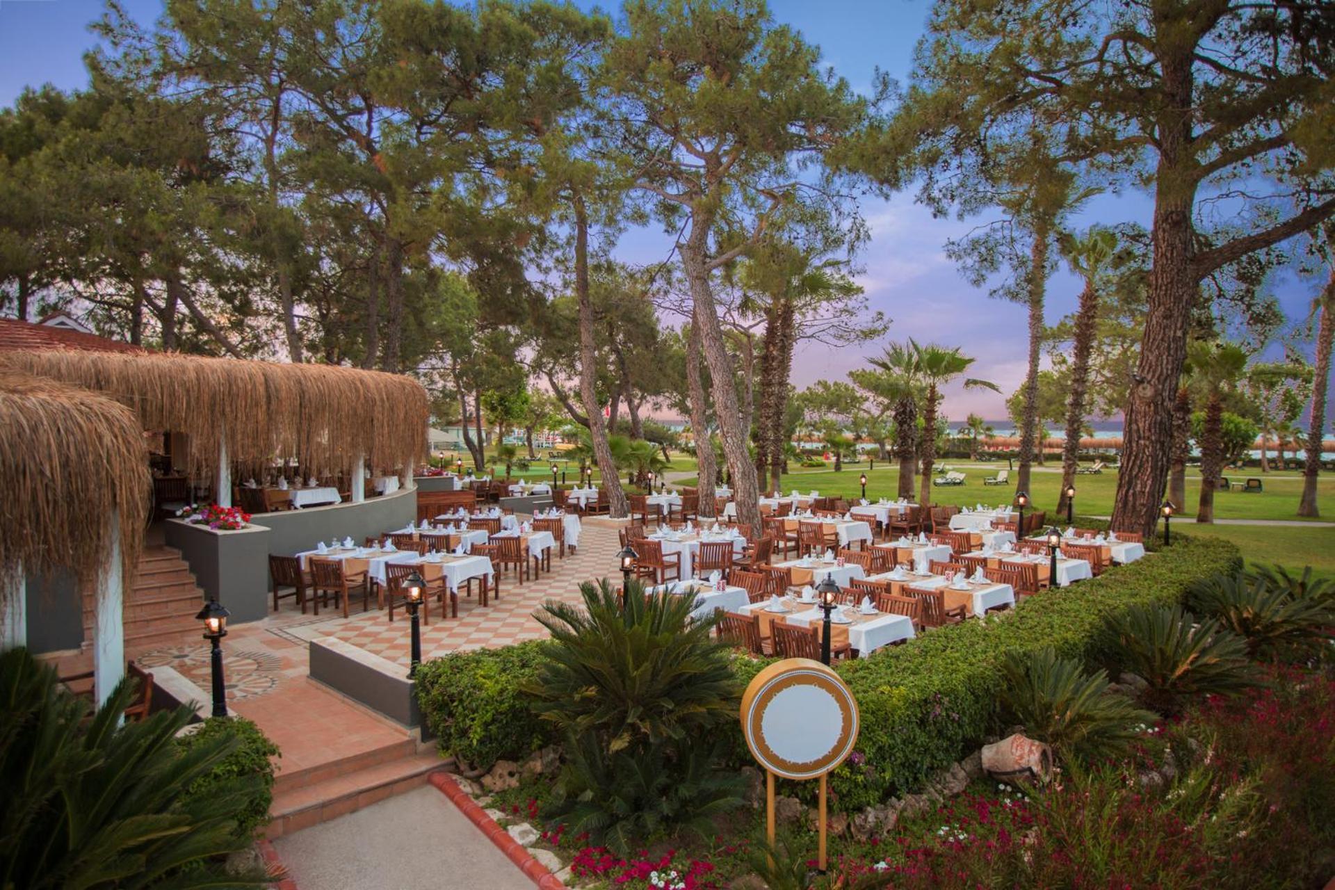 Balmy Foresta Resort